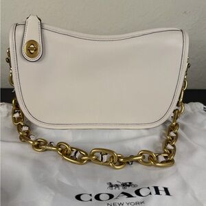 Coach Swinger in White Chalk Glovetanned Leather
